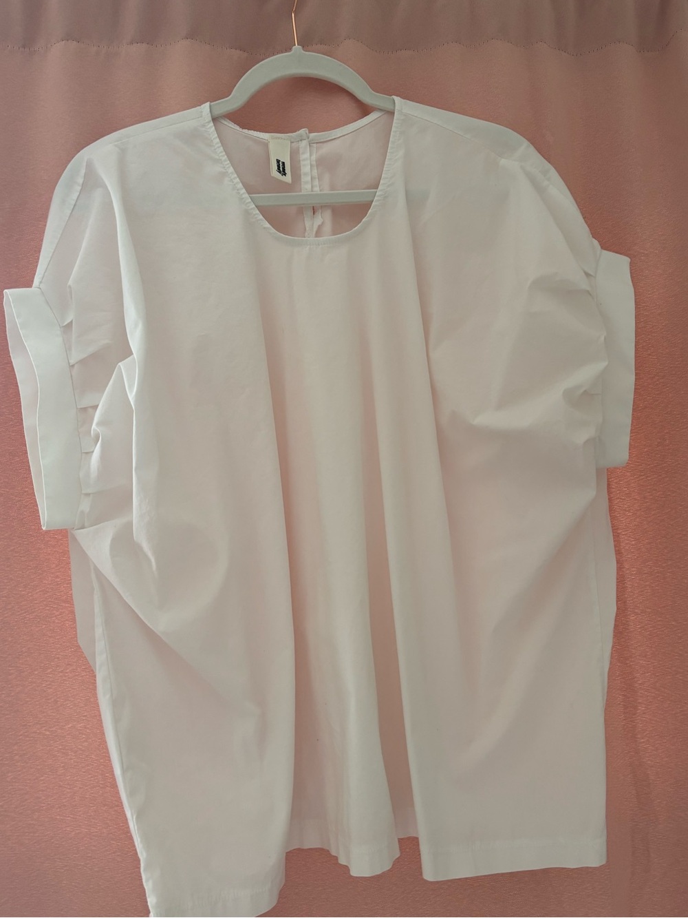 Women’s White oversized poplin cotton blouse by Italian brand WendyTrendy